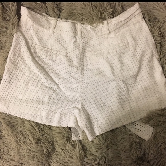 Ralph Lauren white eye tie waist shorts - Picture 3 of 4
